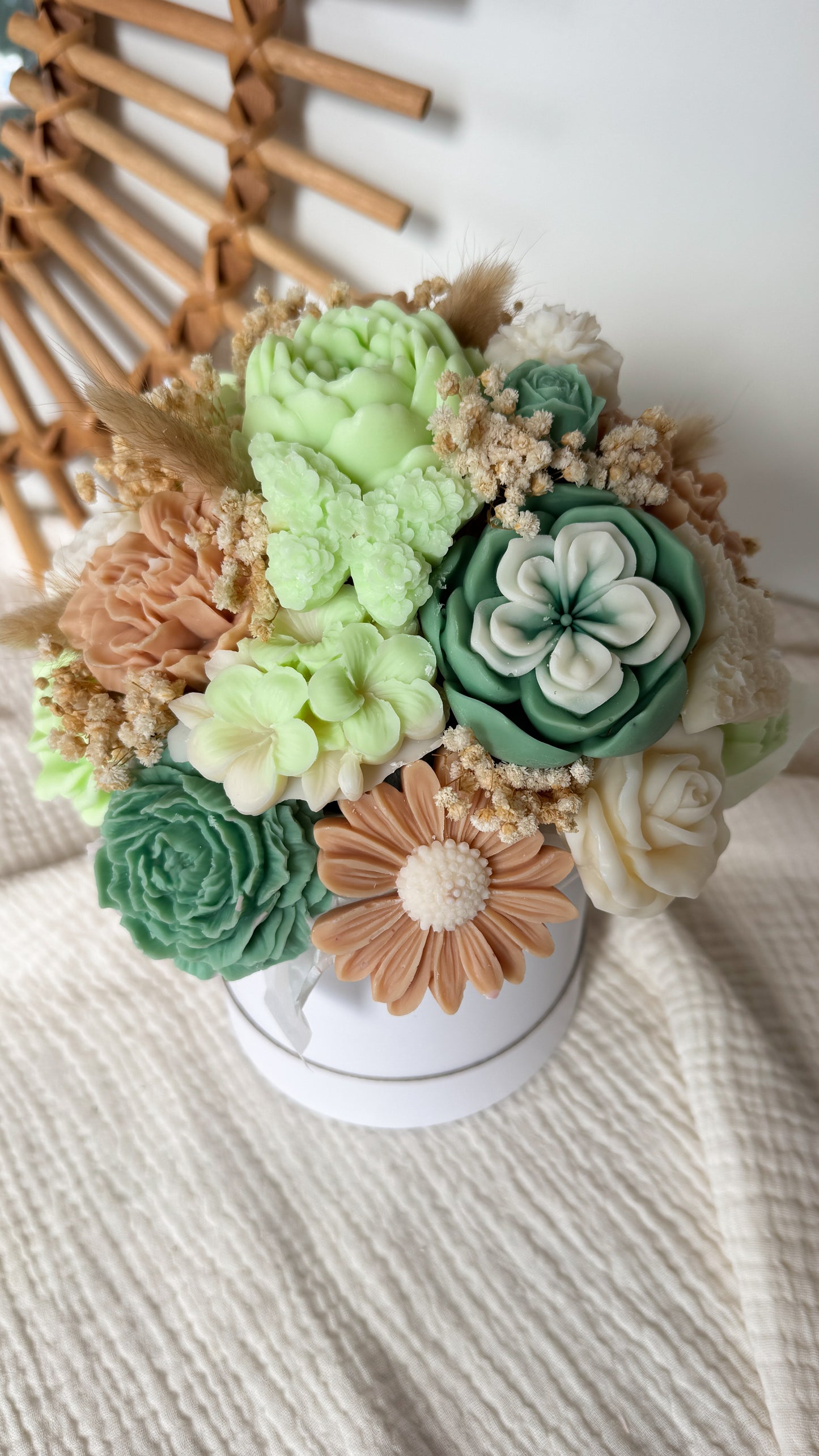 Blumenstrauß Wachsblüten Wunschfarbe
