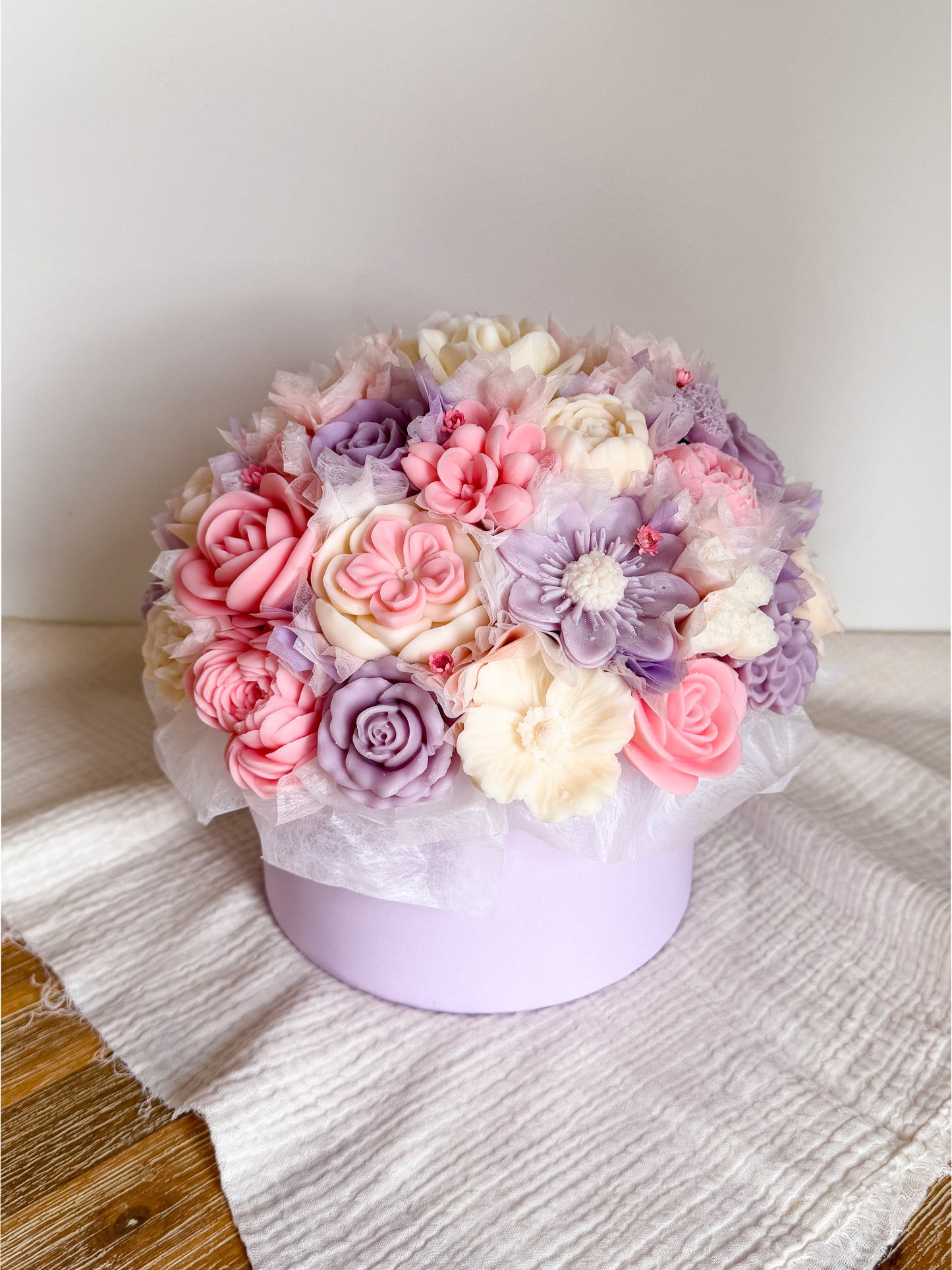XL Blumenstrauß aus Wachsblüten Pastell Flieder/Rosa