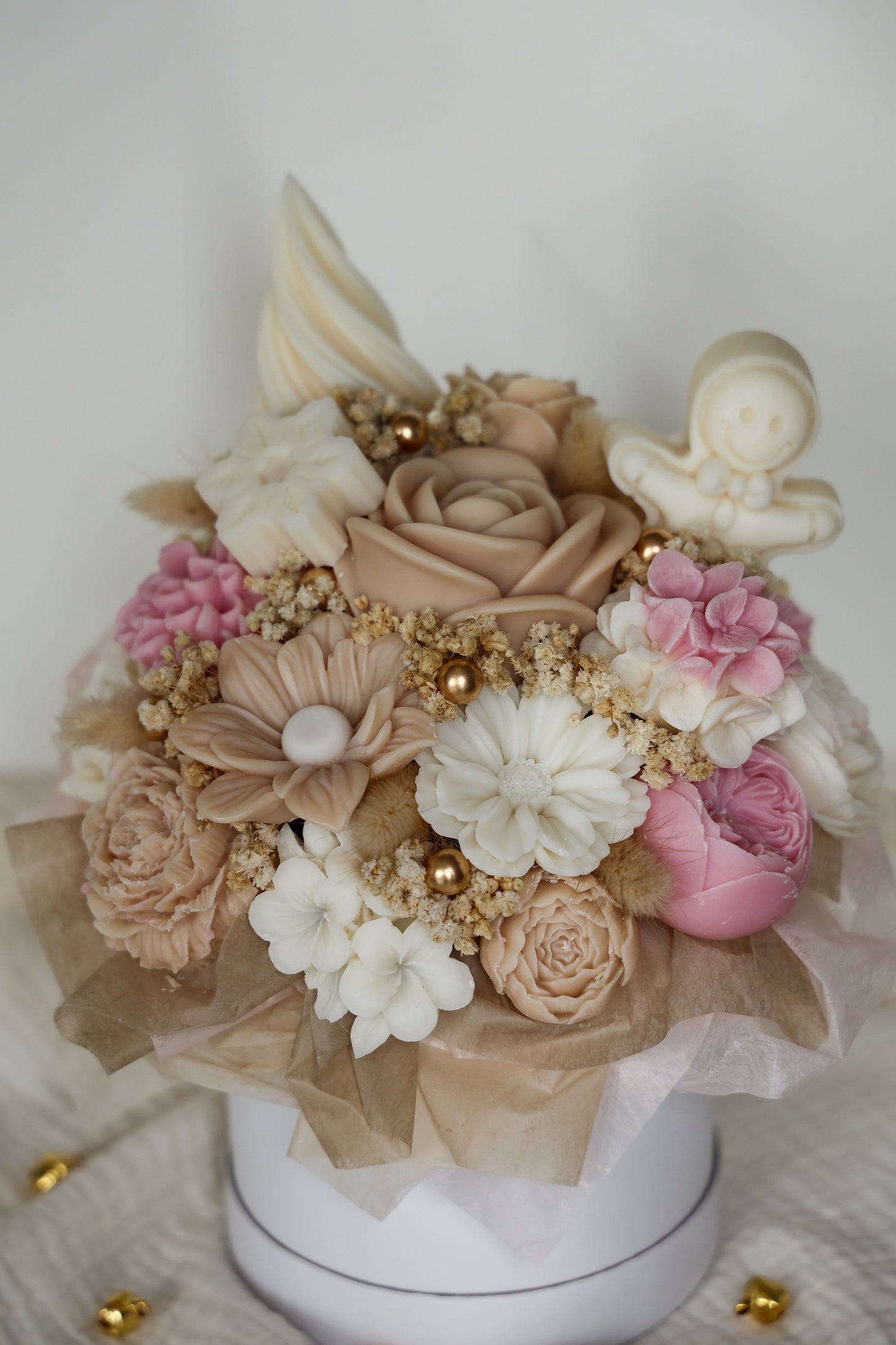 Weihnachtsblumenstrauß aus Wachs Pastell