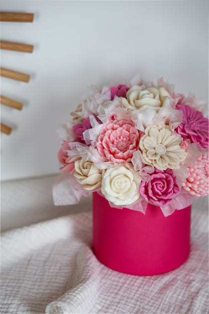 Blumenstrauß aus Wachblüten Pink