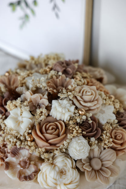 Weihnachtsgesteck aus Wachsblüten XXL