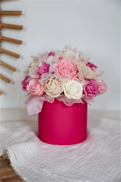 Blumenstrauß aus Wachblüten Pink