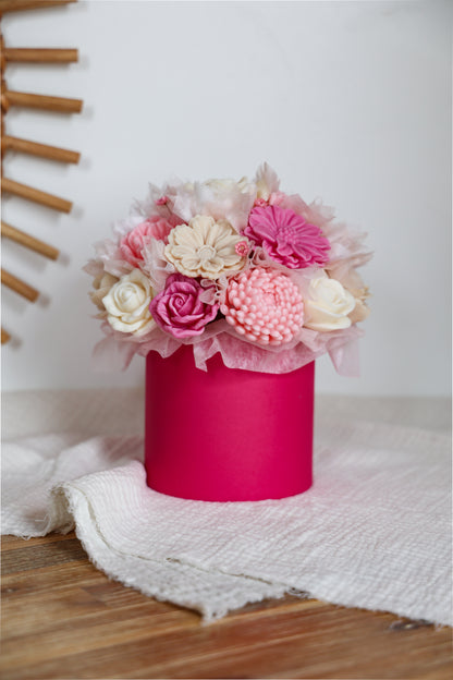 Blumenstrauß aus Wachblüten Pink