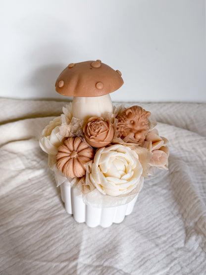 Herbst Blumenstrauß aus Wachsblüten Pilz
