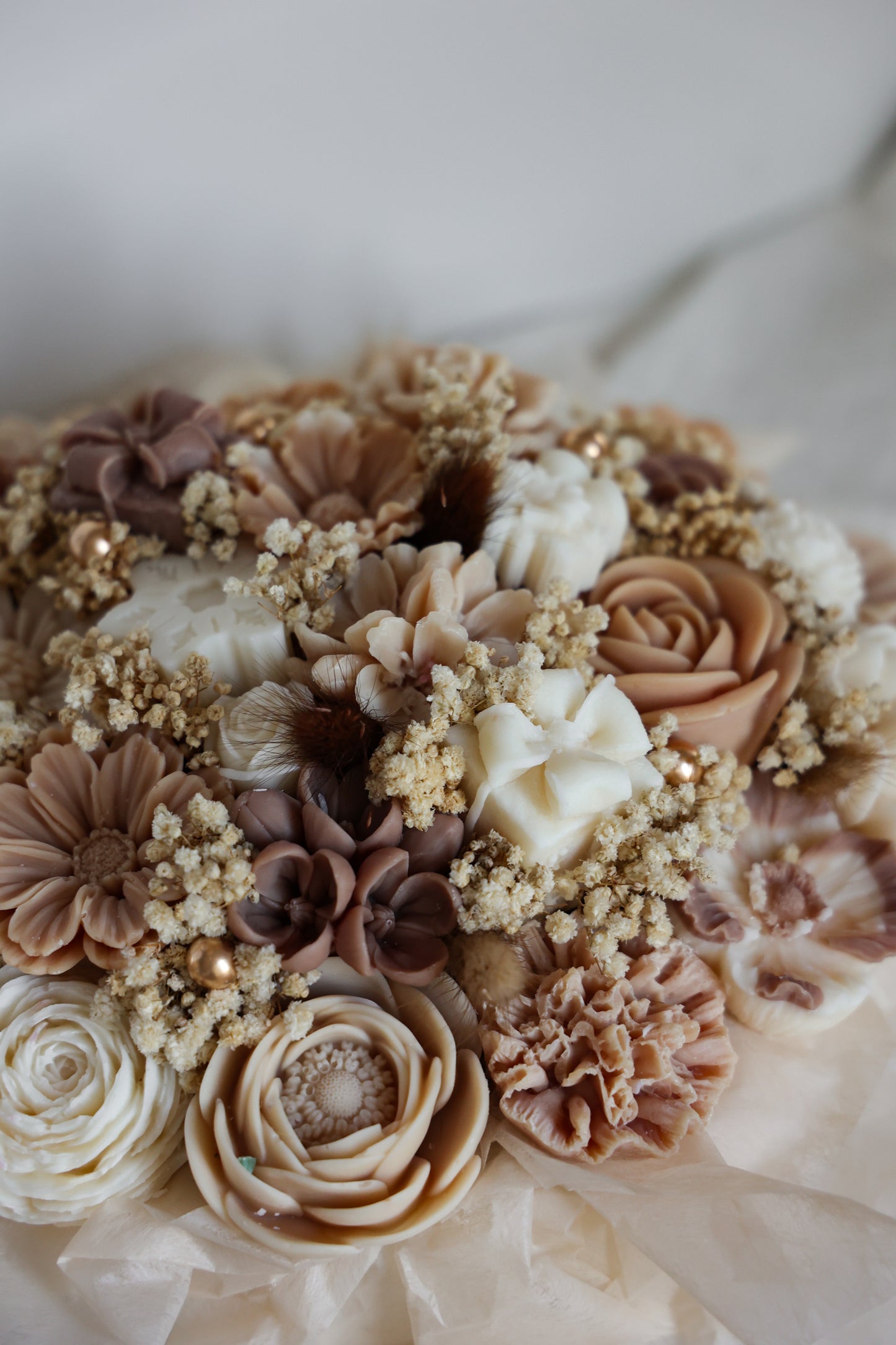 Weihnachtsgesteck aus Wachsblüten XXL