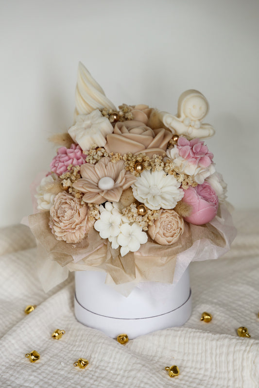 Weihnachtsblumenstrauß aus Wachs Pastell