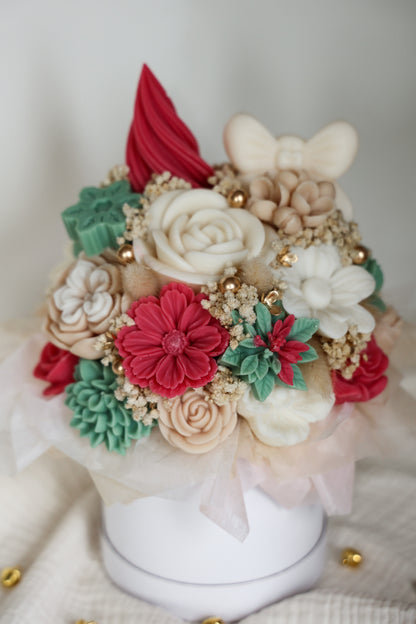 Weihnachtsblumenstrauß aus Wachs Tanne/Berry