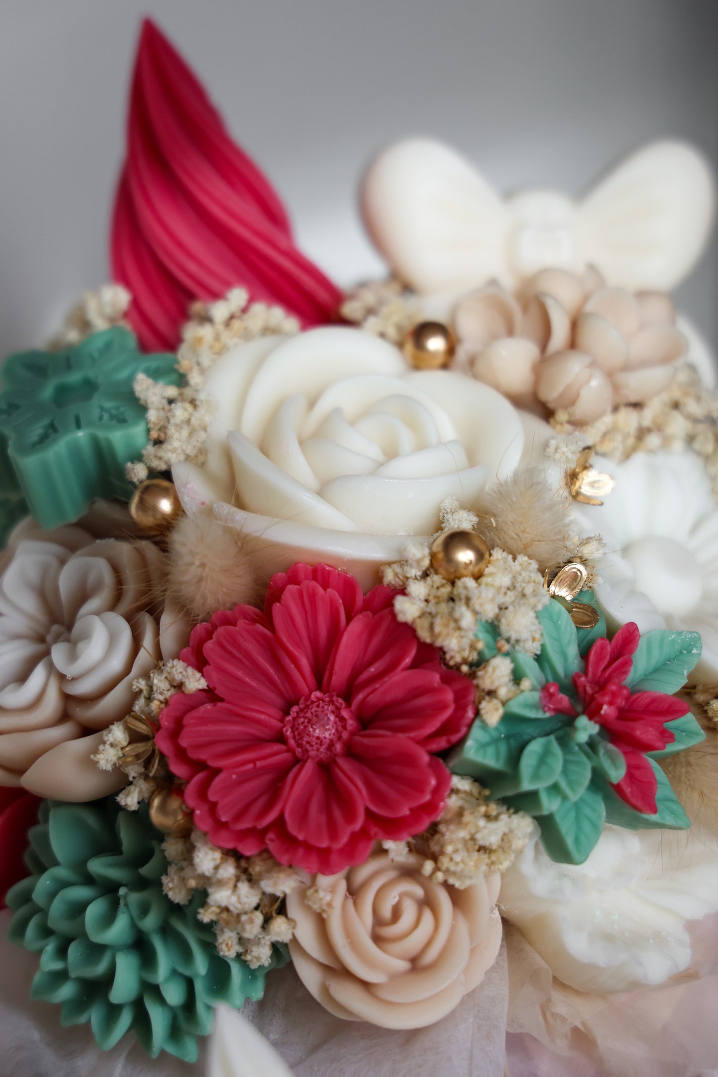 Weihnachtsblumenstrauß aus Wachs Tanne/Berry