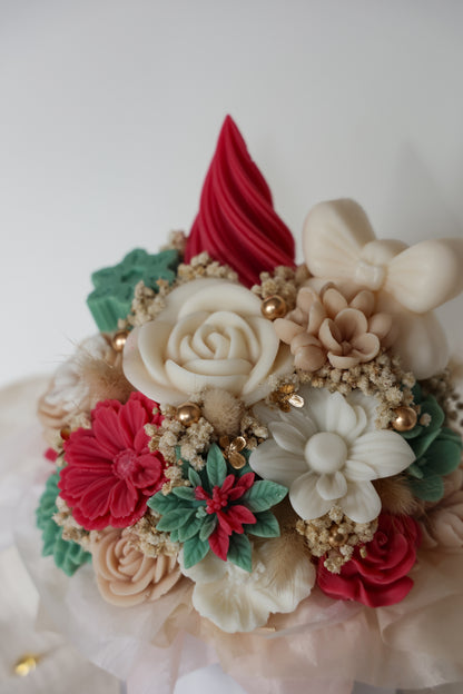 Weihnachtsblumenstrauß aus Wachs Tanne/Berry