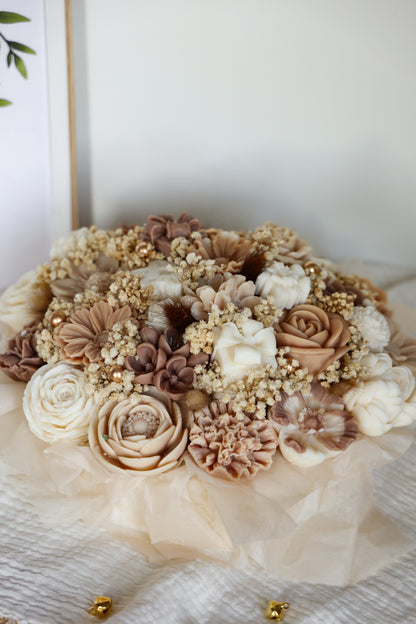 Weihnachtsgesteck aus Wachsblüten XXL