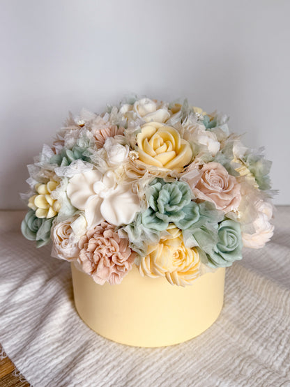 XL Blumenstrauß aus Wachsblüten Pastell Gelb/Salbei